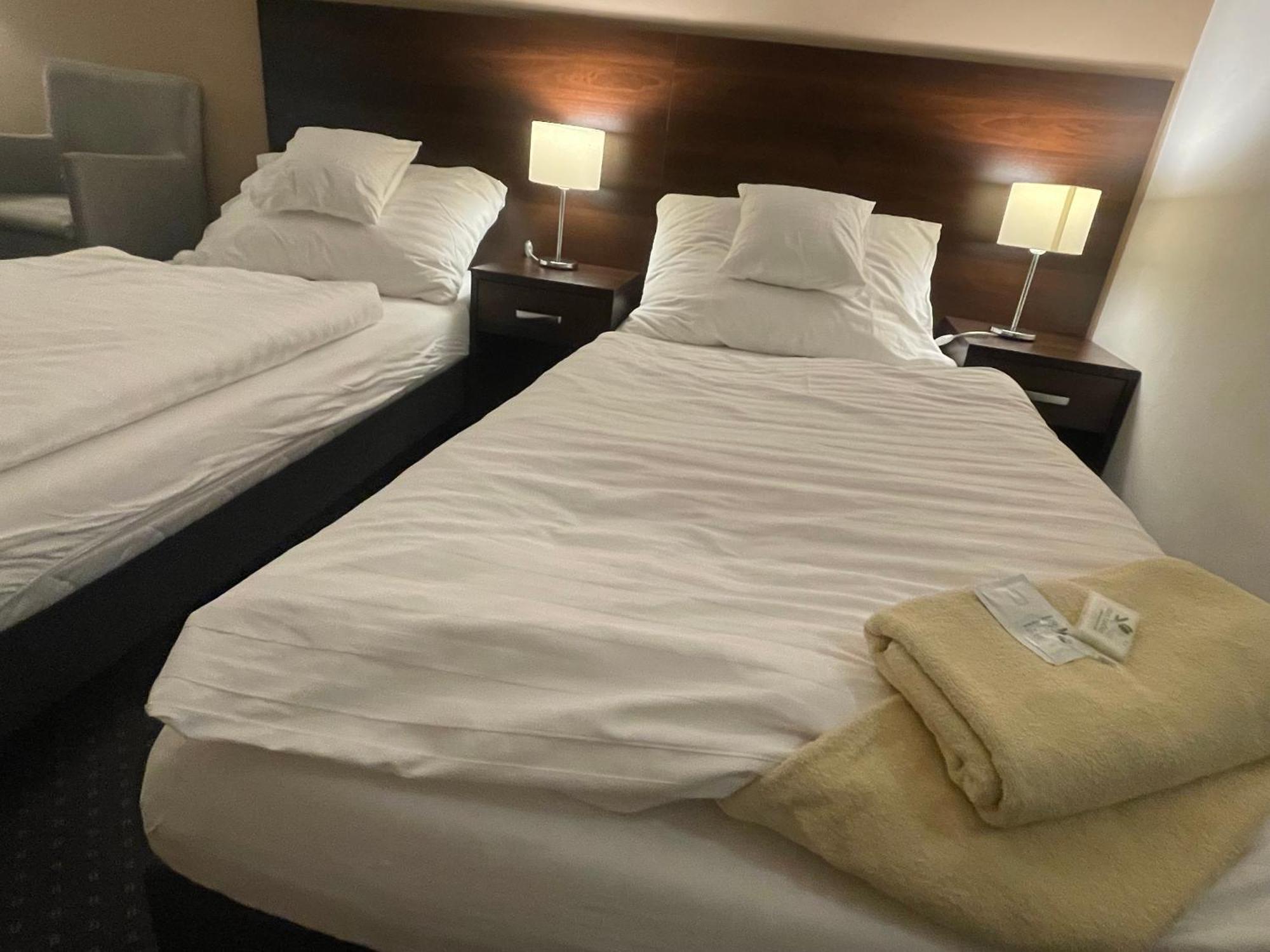 Hotel Zlaty Andel Žatec Extérieur photo